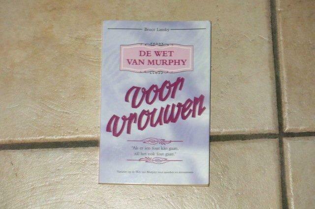 Boek De wet van Murphy, Ophalen of Verzenden, Gelezen