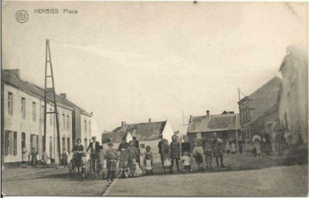 Carte Postale Hensies La Place, Collections, Enlèvement ou Envoi, Avant 1920, Non affranchie, Hainaut