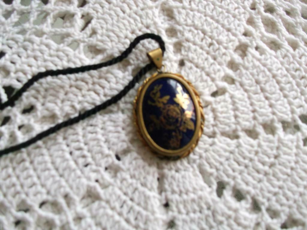 Limoges Hangertje, Ophalen of Verzenden