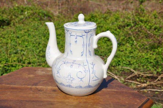 cafetière décor copenhague, Antiquités & Art, Antiquités | Céramique & Poterie, Enlèvement ou Envoi