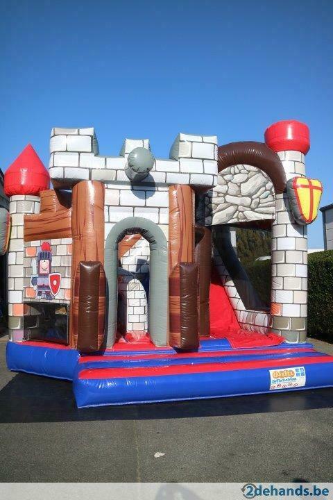 Te huur: springkasteel ridderkasteel met glijbaan, Envoi, Utilisé, Article de fête