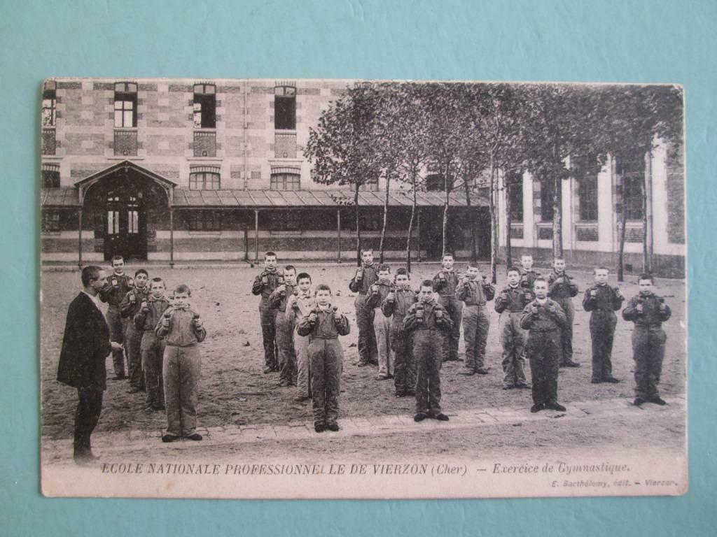 oude postkaart Vierzon, Verzenden