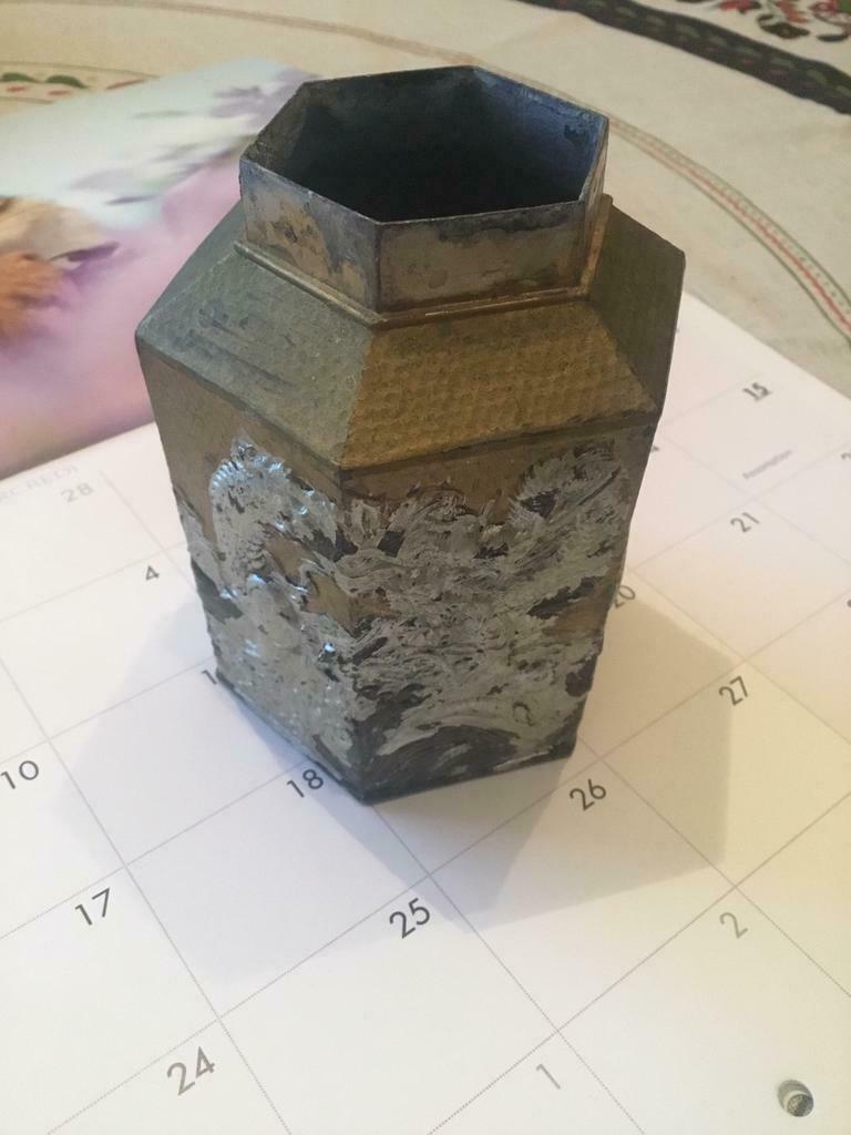 Bibelot ´d inspiration´ orientale en metal et un pot tabac ?, Utilisé, Autres matériaux, Autres types