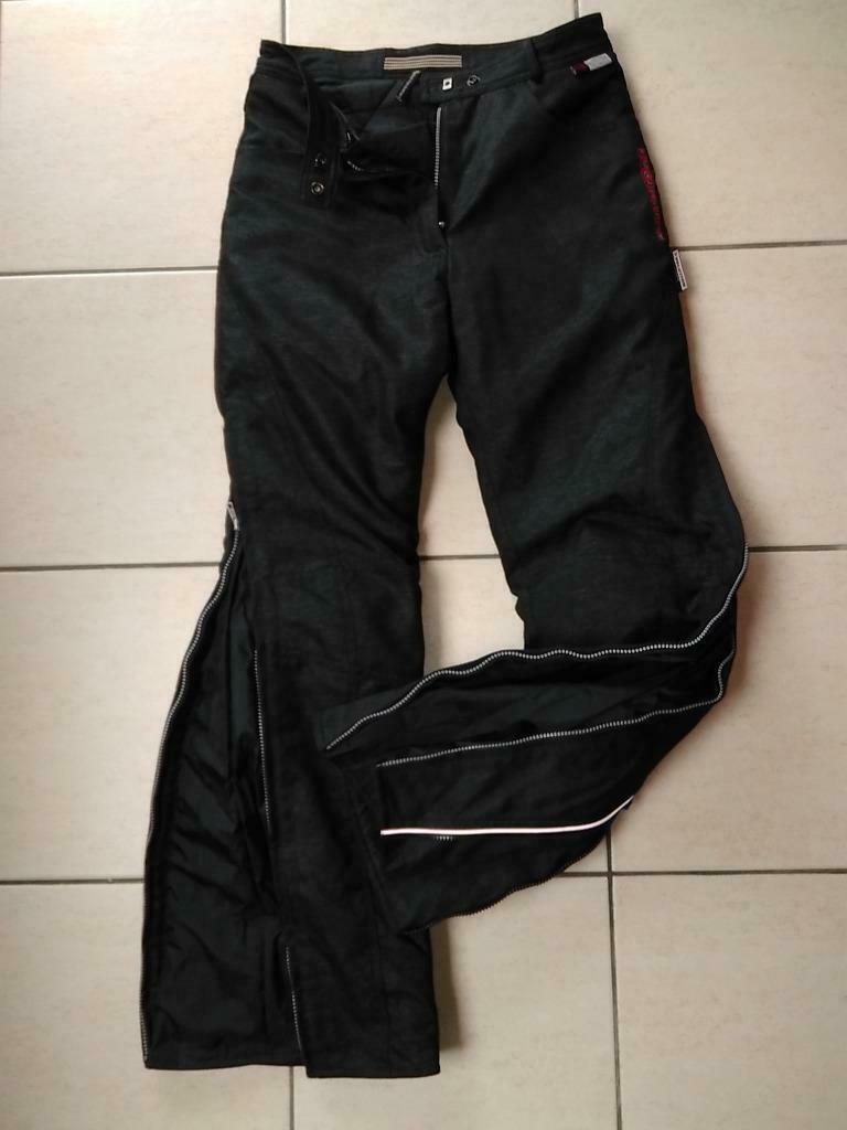 Jeans moto femme Évolution taille M, Motos, Vêtements | Vêtements de moto, Pantalon | textile, Femmes, Neuf, sans ticket, Enlèvement