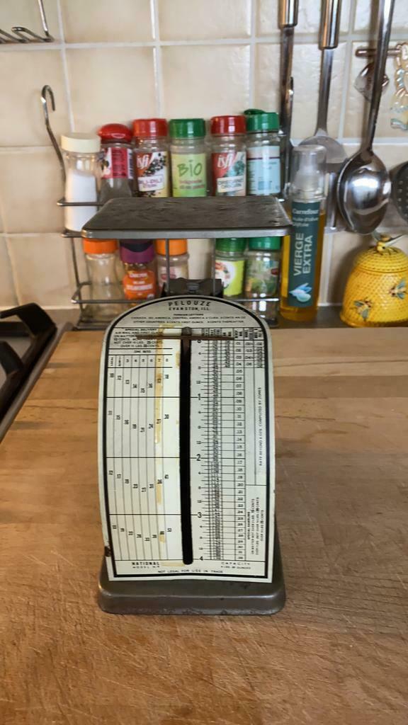 Très ancienne balance pèse lettre américaine Pelouze, Antiquités & Art