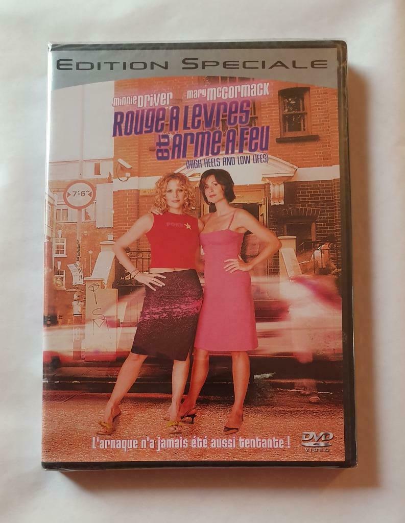 Rouge à lèvres et arme à feu neuf sous blister, Enlèvement ou Envoi, Neuf, dans son emballage