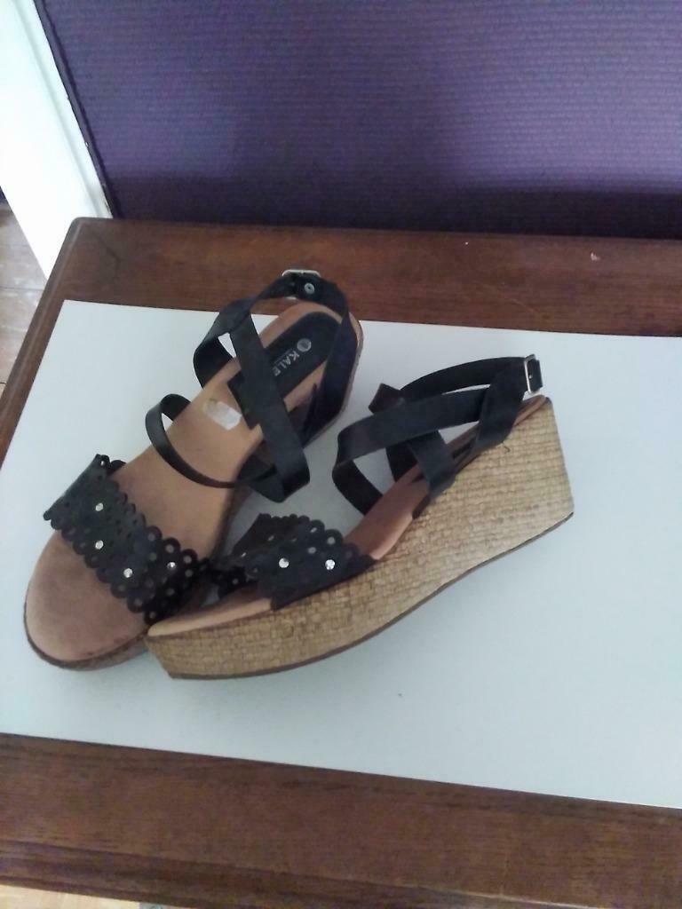 Chaussures d'été Kaleo Spain, Vêtements | Femmes, Enlèvement, Comme neuf, Sandales et Mûles