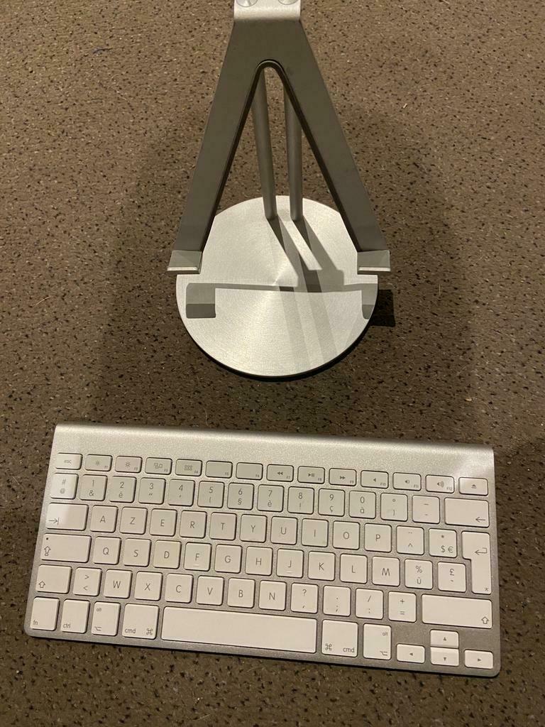 Toetsenbord en/of statief voor iPad of tablet, Ophalen of Verzenden, Zo goed als nieuw