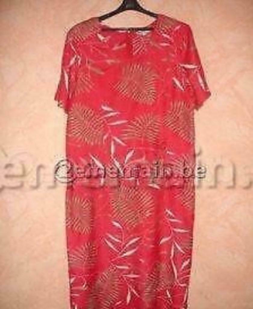 Robe T : 48 -neuve-, Enlèvement ou Envoi, Neuf, Taille 46/48 (XL) ou plus grande, Rouge