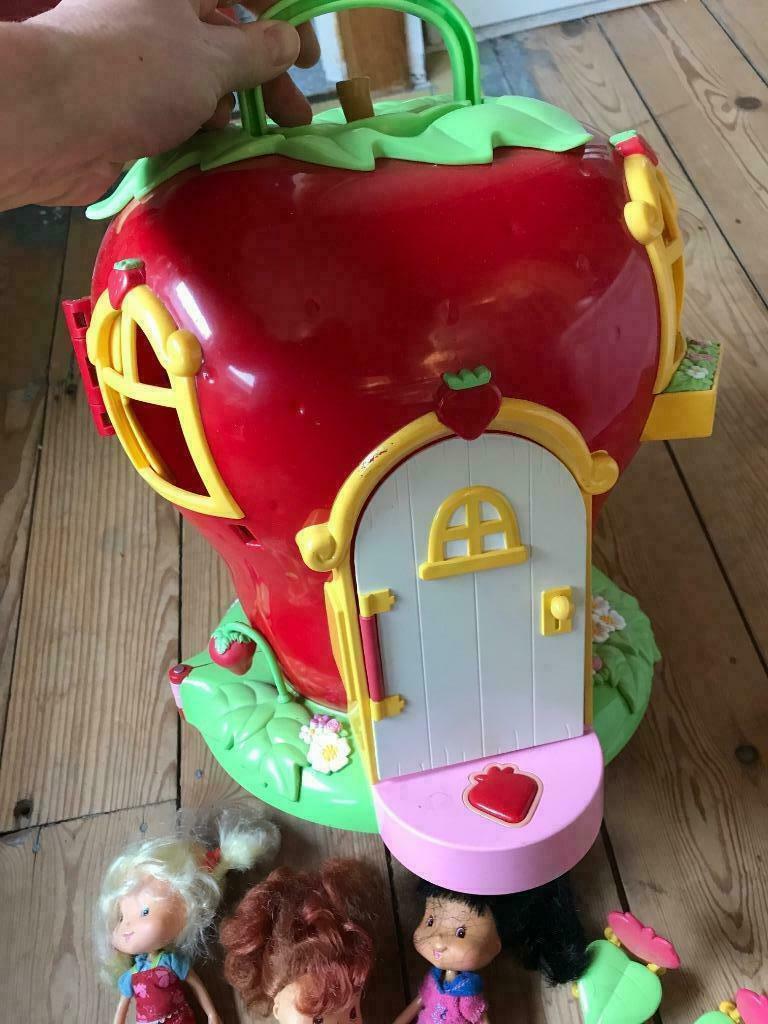 Charlotte aux Fraises - maison et poupées, Comme neuf, Maison de poupées