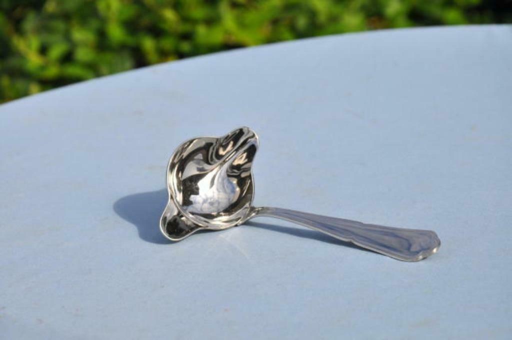 § petite louche a punch en inox, Maison & Meubles, Enlèvement ou Envoi, Comme neuf, Inox ou Chrome