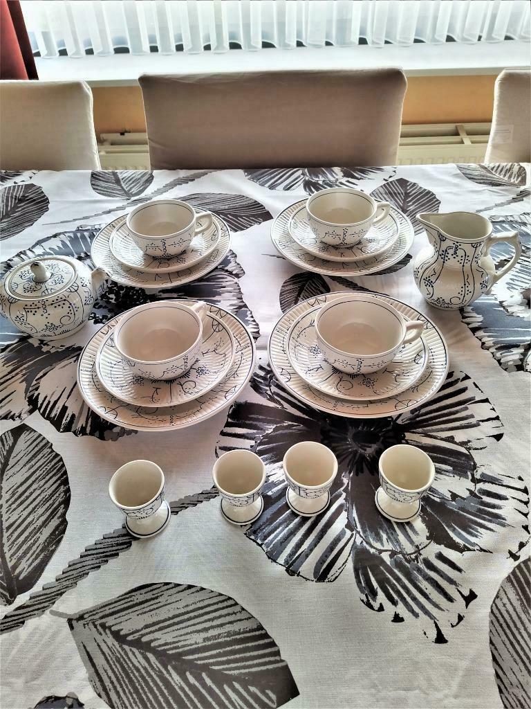 18-delig servies Boch - zo goed als nieuw, Ophalen of Verzenden