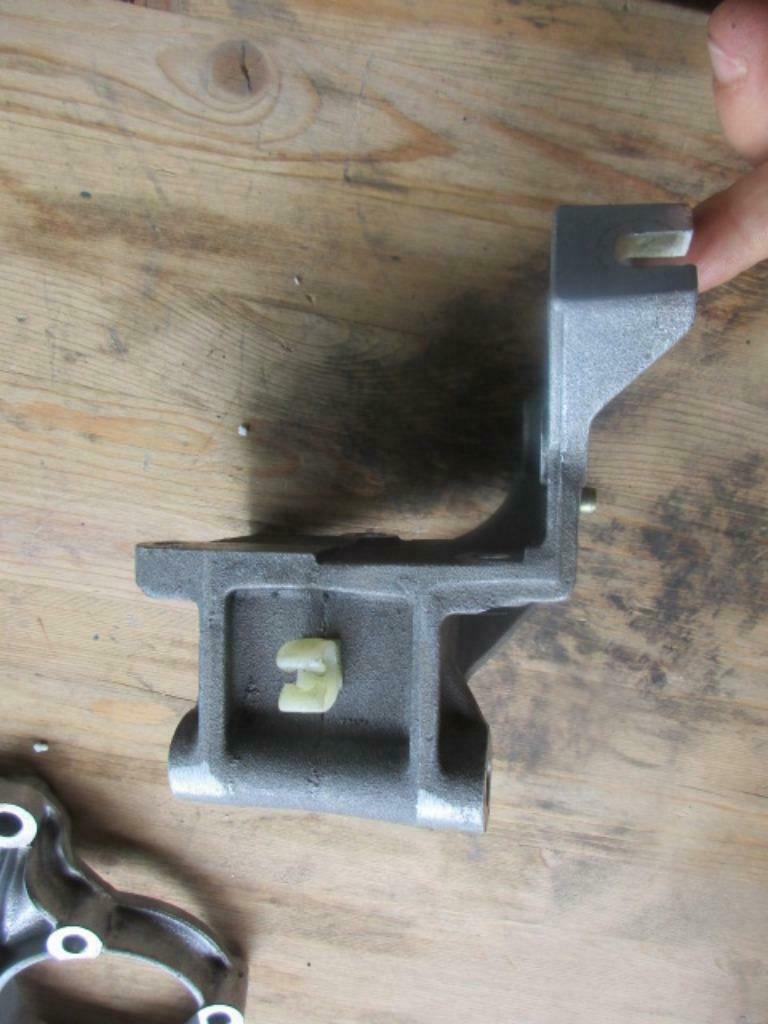 Support d'alternateur pour Ferrari 348 et Mondial T, Enlèvement ou Envoi, Utilisé, Ferrari