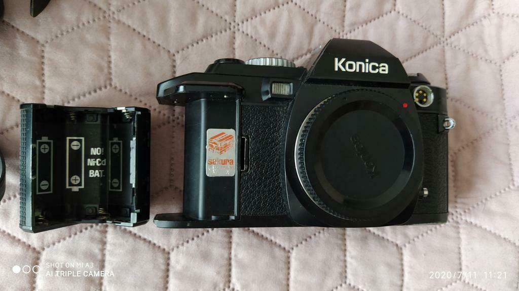 Konica FS-1  body en flitslicht starblitz BT, Ophalen of Verzenden, Gebruikt, Spiegelreflex, Konica
