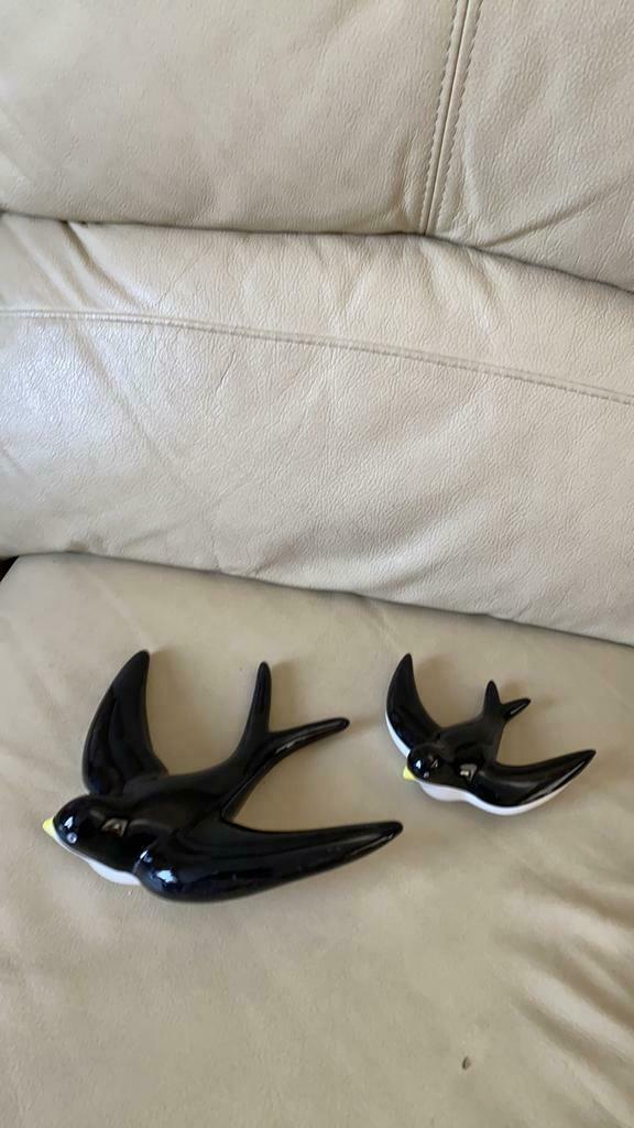 Paar verliefde zwaluwen in uitstekende staat, Verzamelen, Porselein, Kristal en Bestek, Zo goed als nieuw