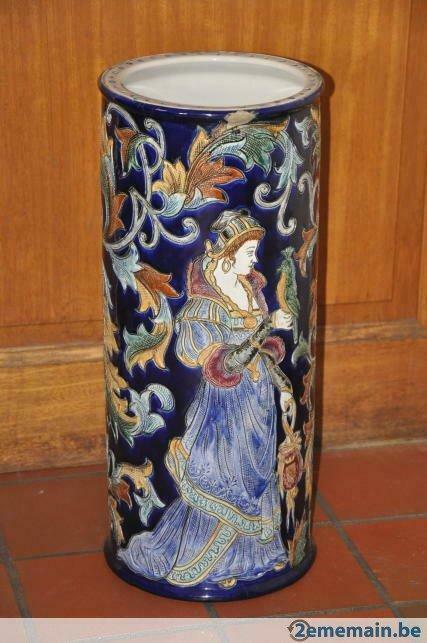 § porte cannes chasseresse wasmuel, Antiquités & Art, Antiquités | Céramique & Poterie, Enlèvement