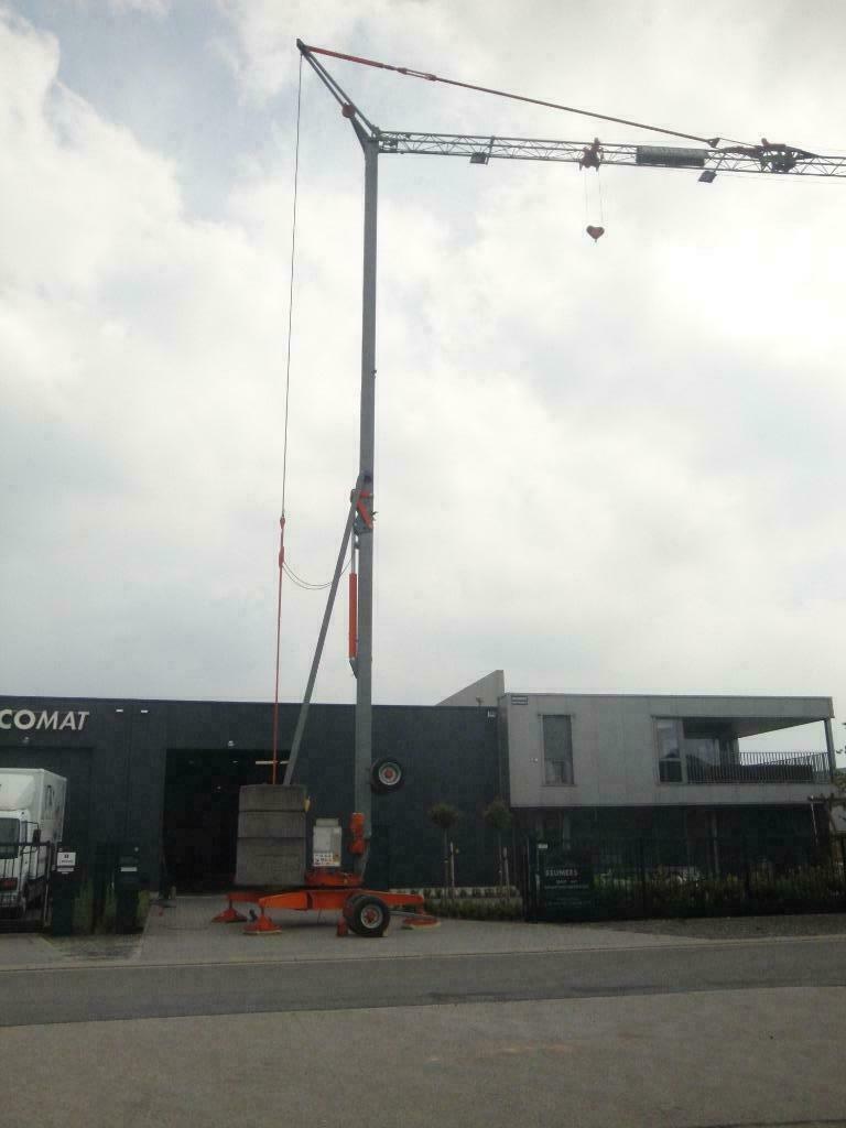 Te huur Bouwkraan FB GRU 24 meter, Doe-het-zelf en Bouw, Bouwliften, Ophalen of Verzenden, Zo goed als nieuw, Bouwlift