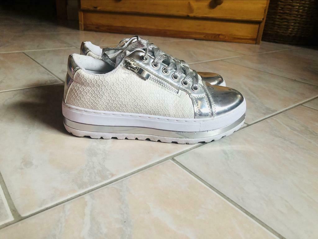Petites baskets argentées, Autre, Sneakers et Baskets, Comme neuf, Blanc