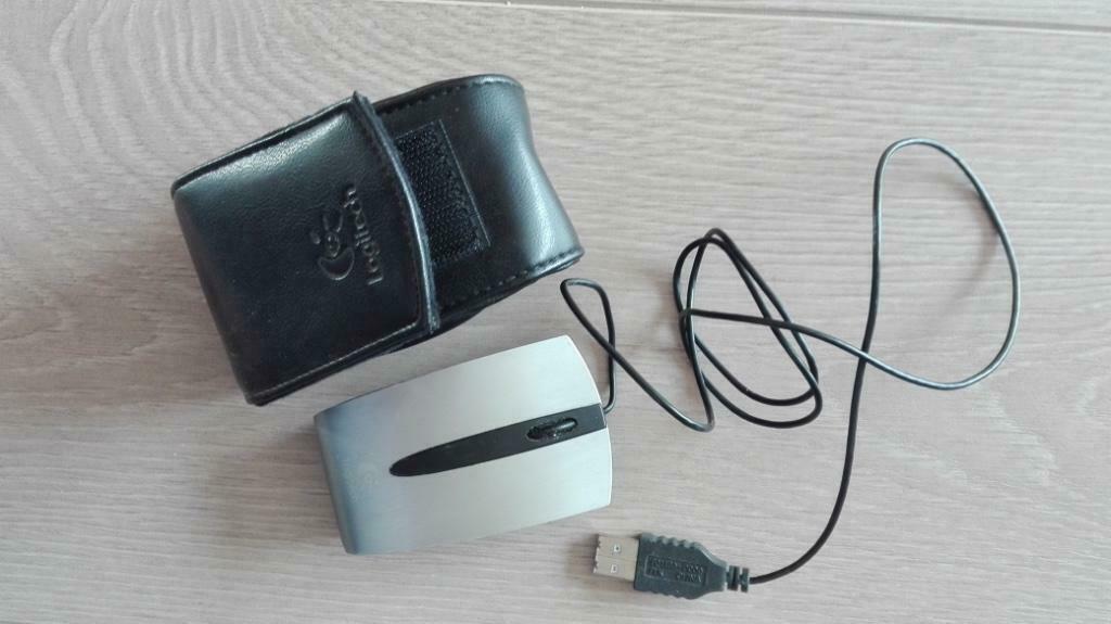 computermuis met beschermzakje, Ophalen of Verzenden, Gebruikt, Muis