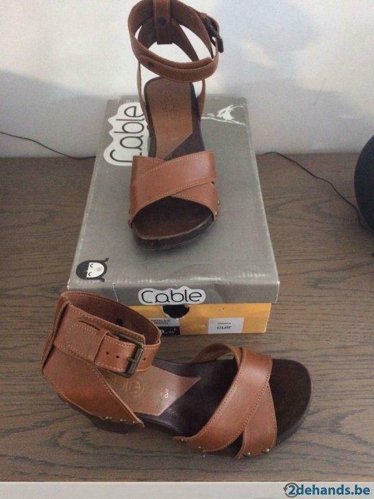 Sandalen maat 36, Gedragen, Slippers