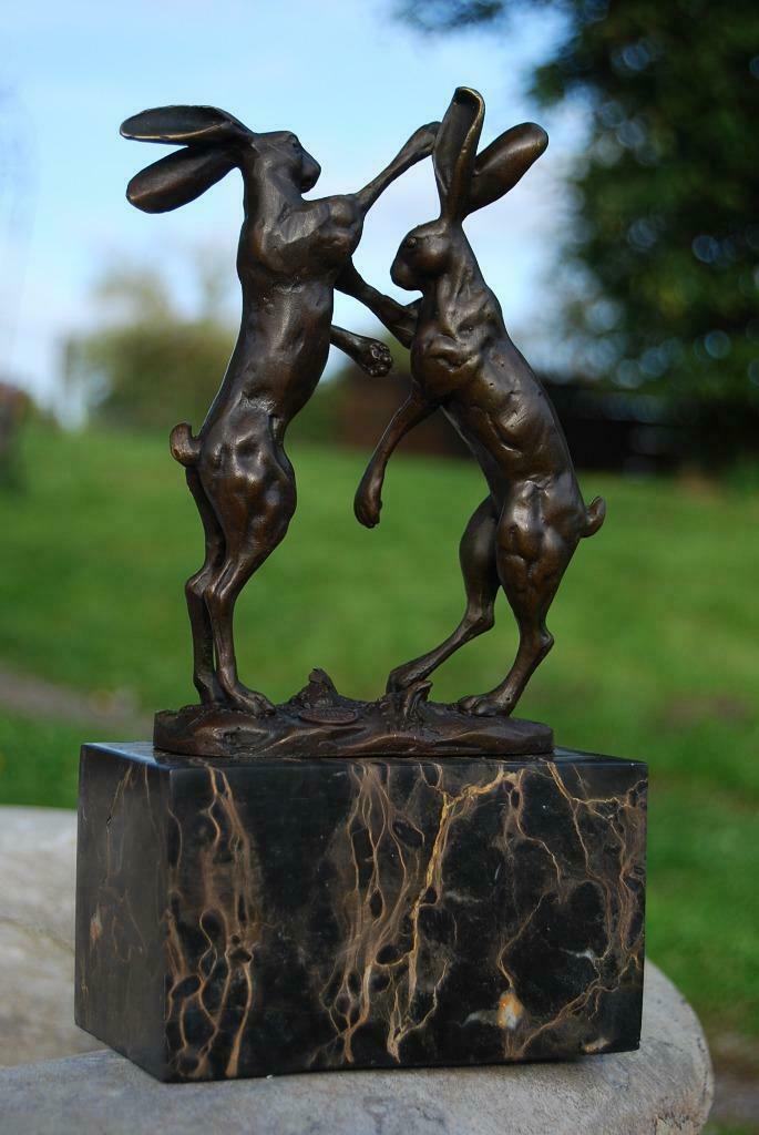 Bronze animalier signé (le bouquinage des lièvres ), Enlèvement ou Envoi, Bronze