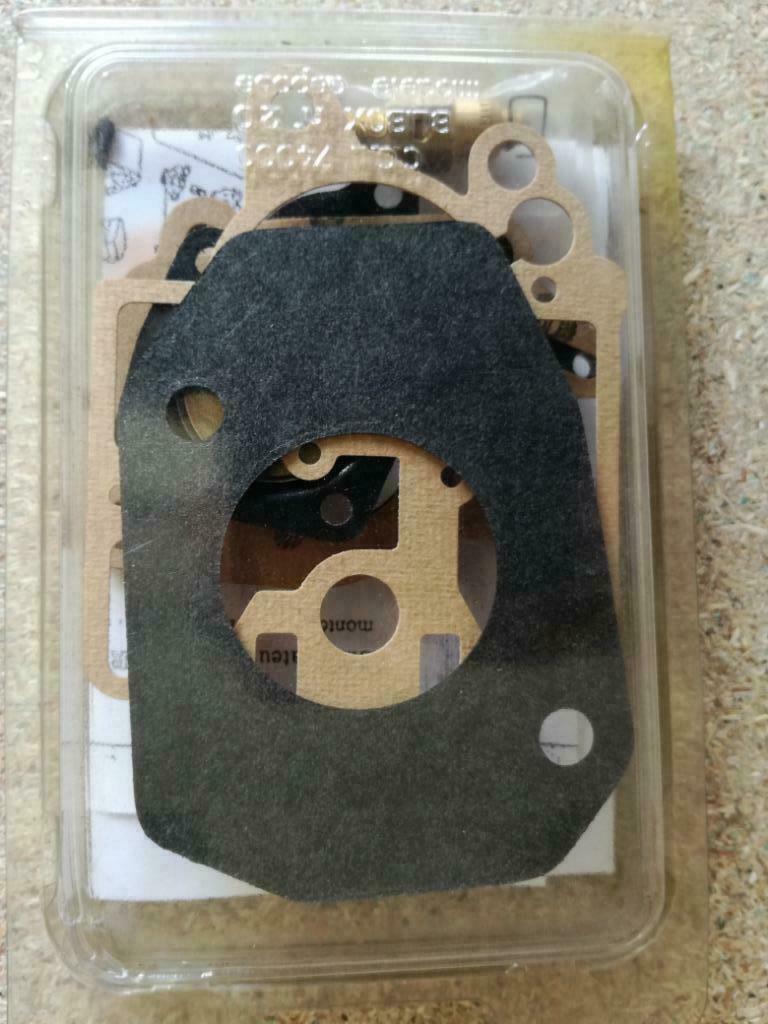 PEUGEOT 309, 305 - CARBU REPARATIESET - NIEUW, Ophalen of Verzenden, Nieuw, Peugeot