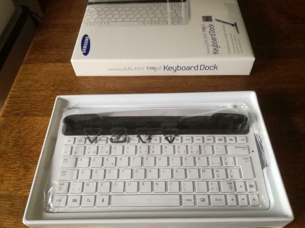 Dock Samsung  EKD-K12Y doté d’un  clavier Azerty, Computers en Software, Toetsenborden, Ophalen of Verzenden, Azerty, Zo goed als nieuw