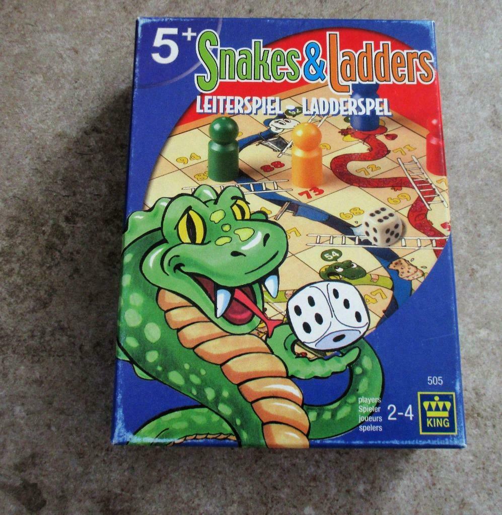 Snakes & Ladders 5 +, Hobby en Vrije tijd, Gezelschapsspellen | Bordspellen, Gebruikt, Drie of vier spelers, Ophalen of Verzenden