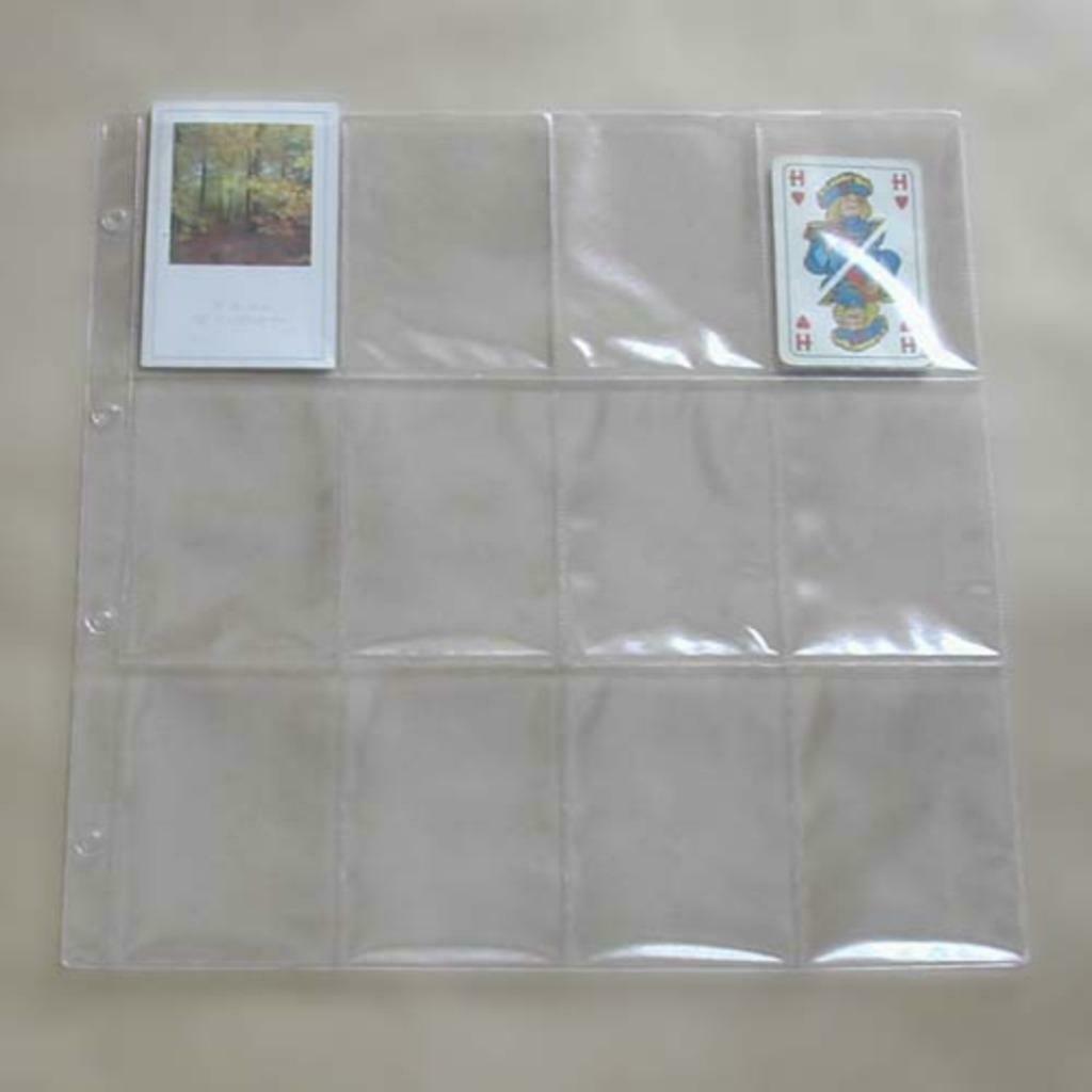 25 inlegbladen met 12 vakjes voor voetbalprentjes, Enlèvement ou Envoi, Neuf