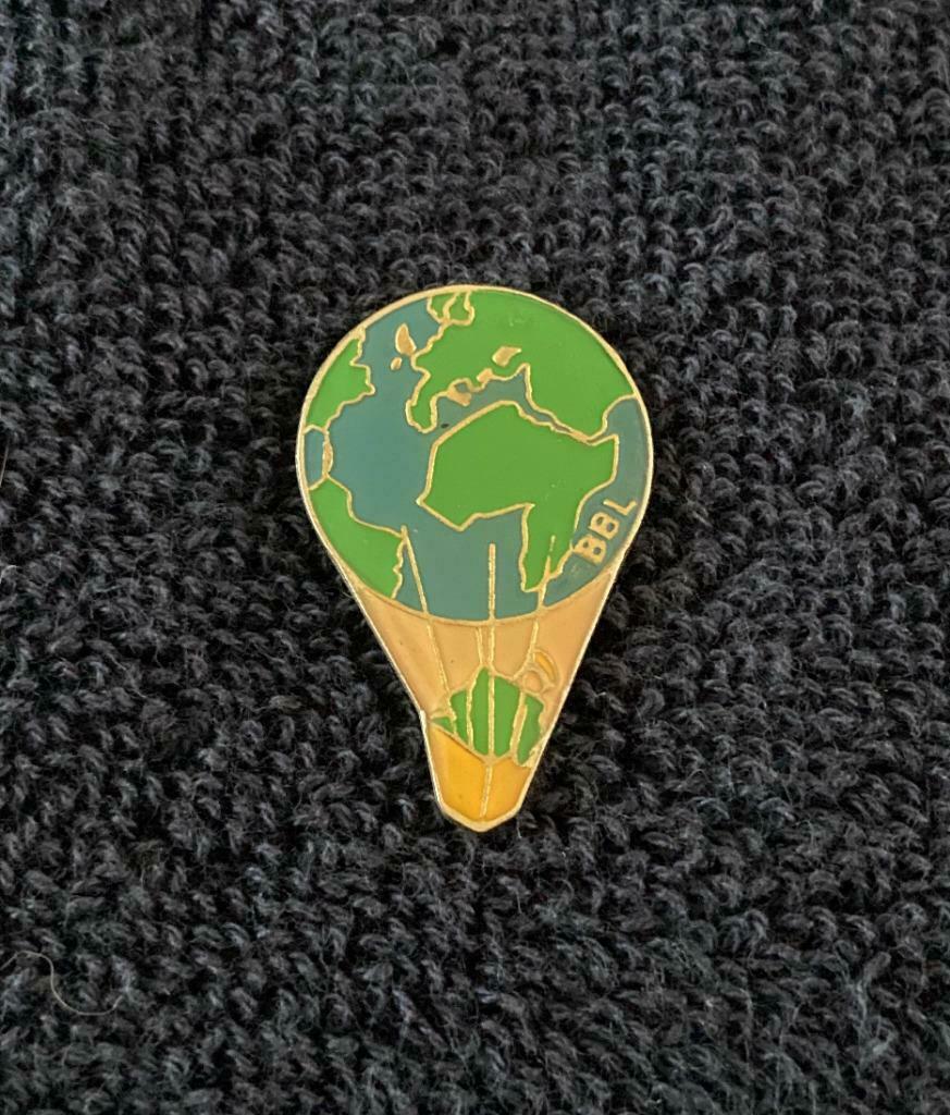 PIN - BBL - BANK BRUSSEL LAMBERT - LUCHTBALLON, Verzenden, Gebruikt, Overige onderwerpen, Speldje of Pin