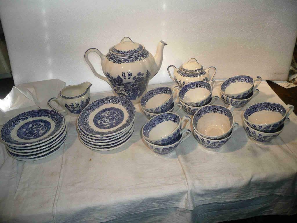 Nimy porcelaine, service à Café ou Thé complet (27pièces), Service complet, Enlèvement ou Envoi, Comme neuf, Autres styles