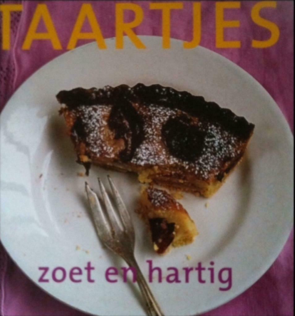 Taartjes zoet en hartig, Delphine De Montalier, Boeken, Ophalen of Verzenden