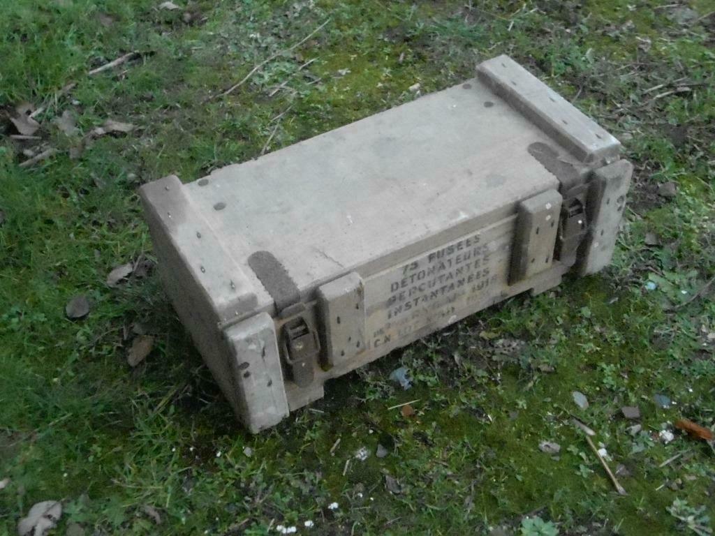 FRANCE - 1940 - CAISSE POUR FUSEES ARTILLERIE, Ophalen of Verzenden, Landmacht, Kist of Geocache
