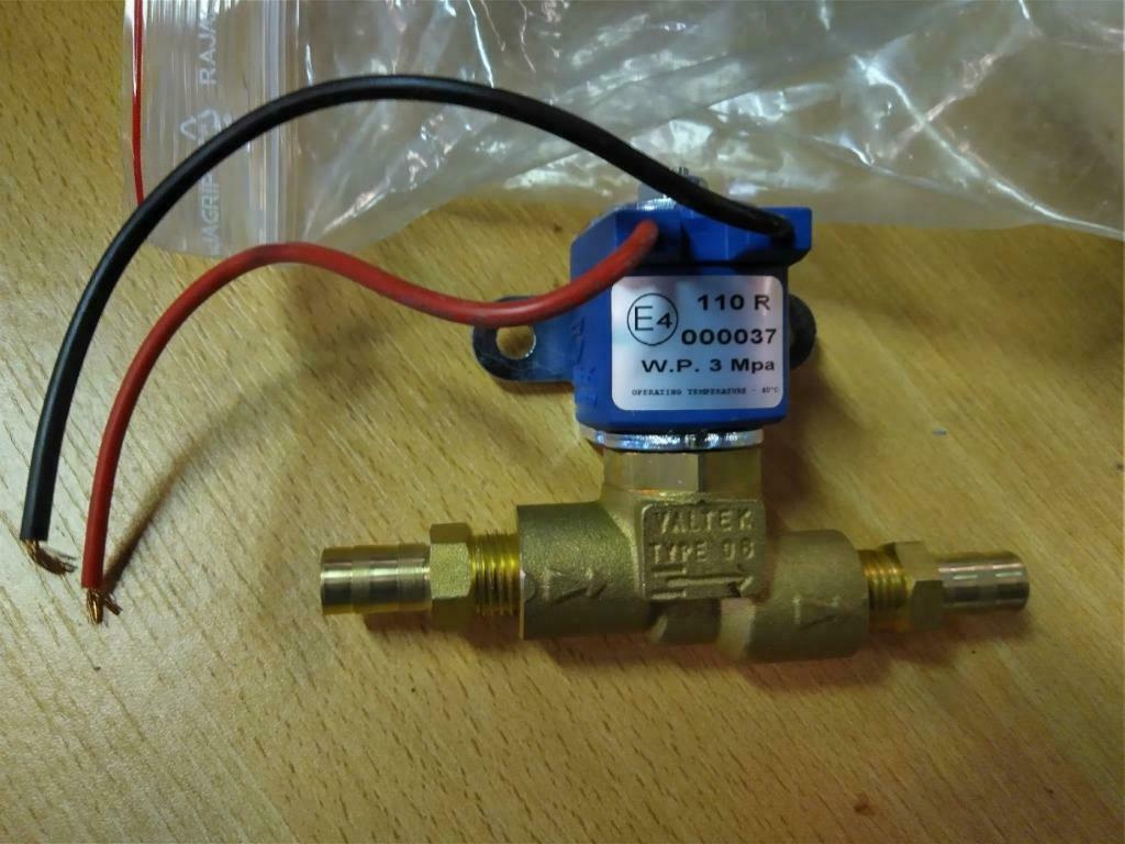 1 NIEUWE profesionele elecktrische. benzinekraan 12V, Ophalen of Verzenden, Nieuw