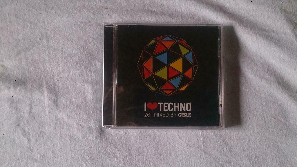 i love techno 2011 mixed by cassius, Cd's en Dvd's, Ophalen of Verzenden