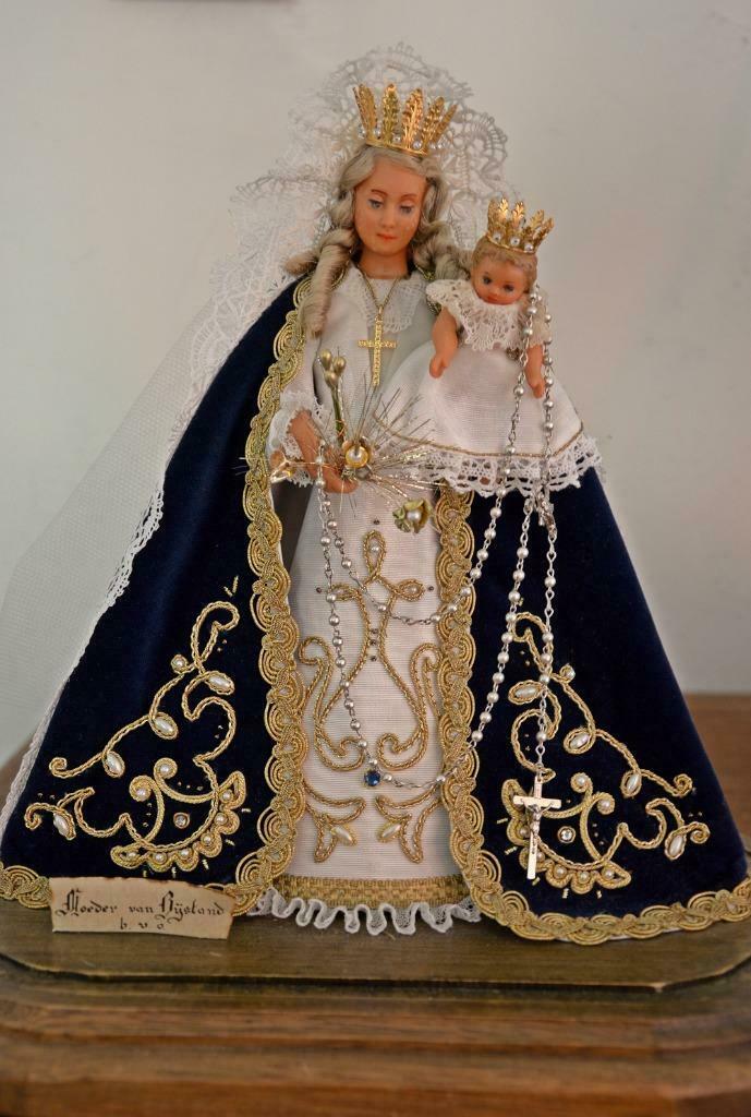 Moeder van bijstand met kind onder stolp, Ophalen, Gebruikt, Beeld(je), Christendom | Katholiek