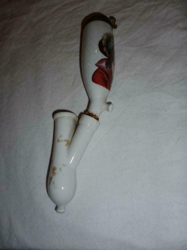 zeer oude pijp in faïence porcelein rookgerief pijp tabak, Ophalen of Verzenden