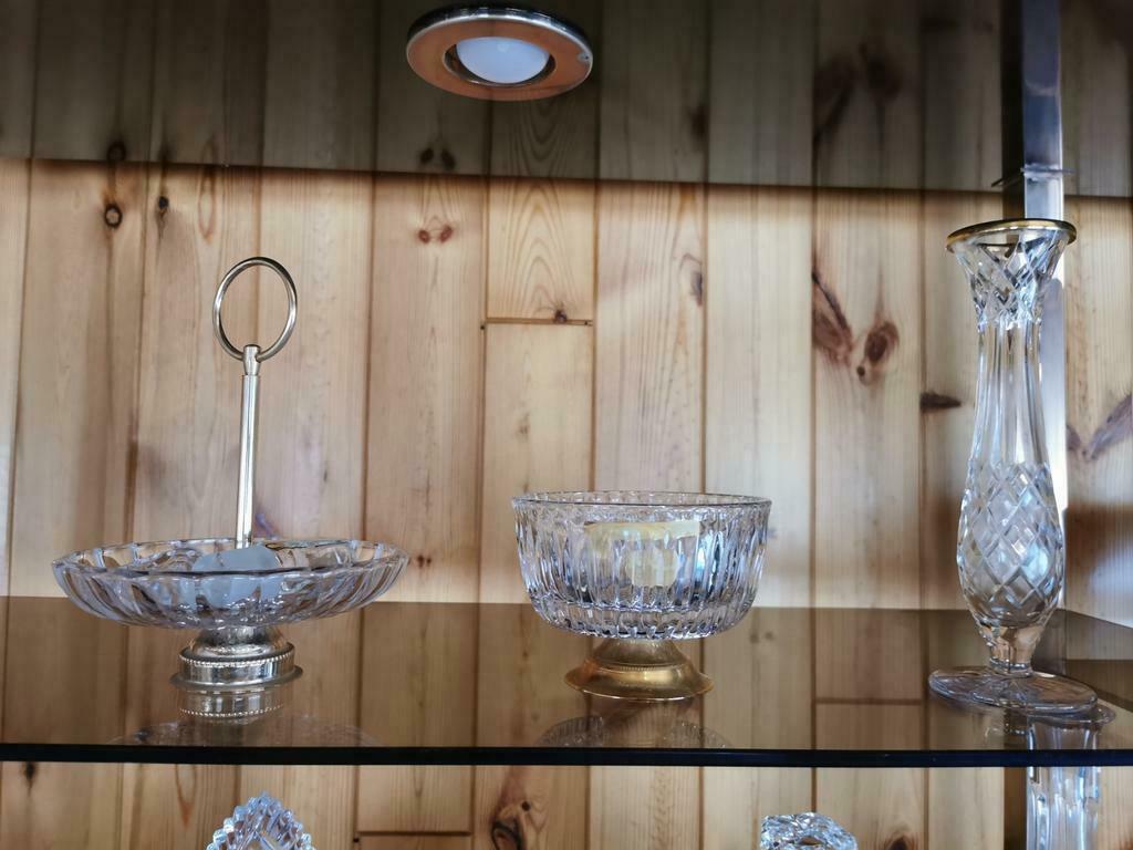 Kristallen drank flessen en voorwerpen, Ophalen