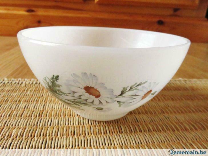 retro vintage arcopal petit bol avec motifs de marguerittes, Antiquités & Art