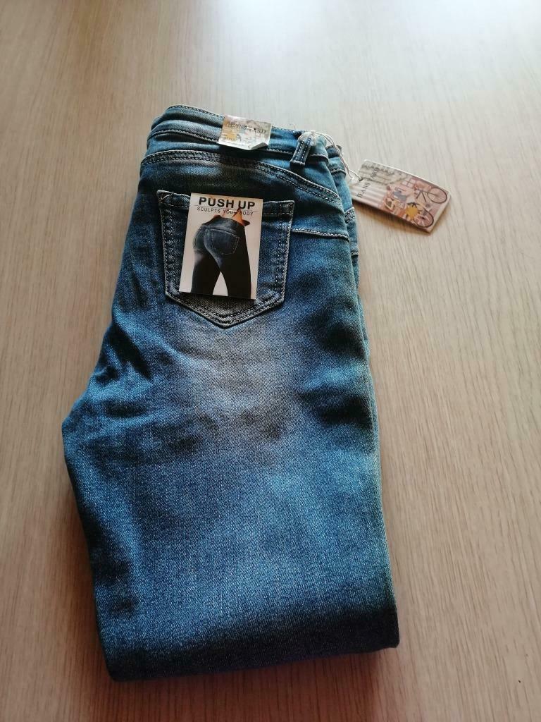 JEANSBROEK MERK JEANS YARD - MAAT 42 – NIEUW MET ETIKET / pu, Kleding | Dames, Jeans yard, Ophalen of Verzenden, Nieuw, W30 - W32 (confectie 38/40)