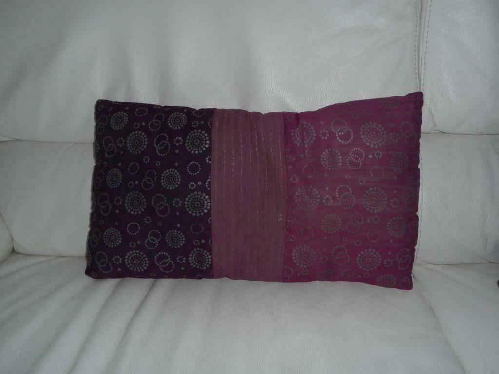 4 coussins décoratifs, bordeaux, Maison & Meubles, Accessoires pour la Maison | Coussins, Enlèvement ou Envoi, Utilisé, Autres couleurs
