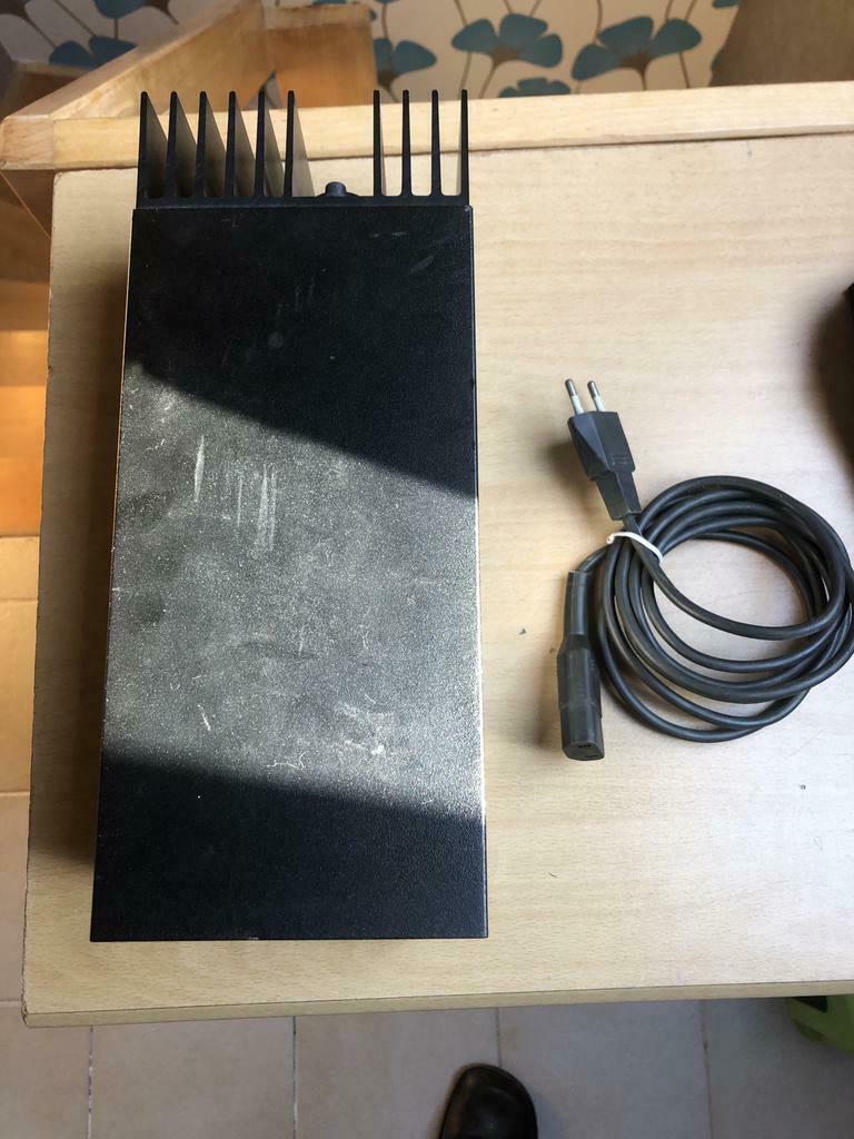 Motorola GPN1005B 13,7v 4,7a voeding, Télécoms, Émetteurs & Récepteurs, Enlèvement