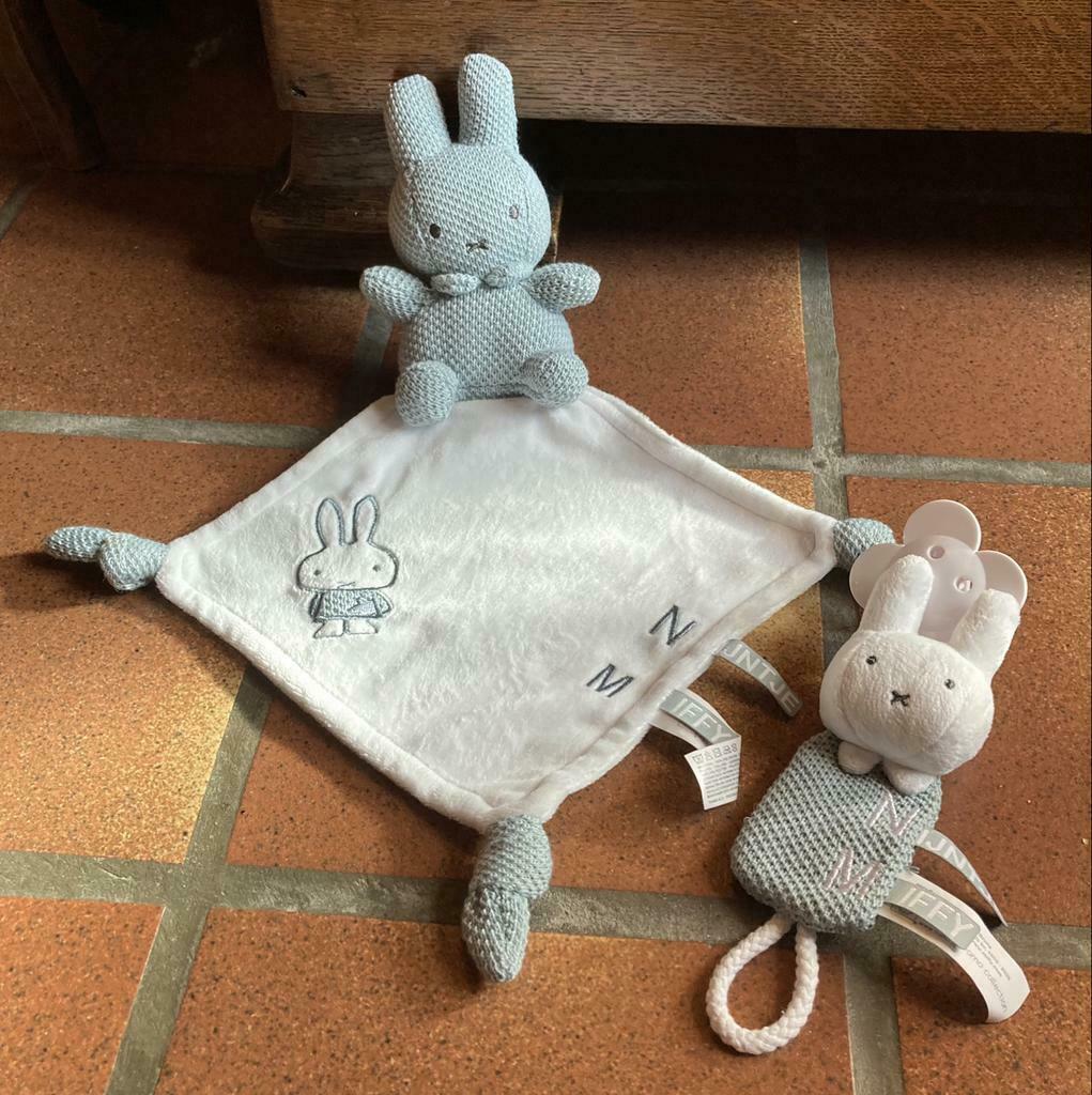 Nijntje knuffeldoekje met pieper in,fopspeen houder., Ophalen of Verzenden