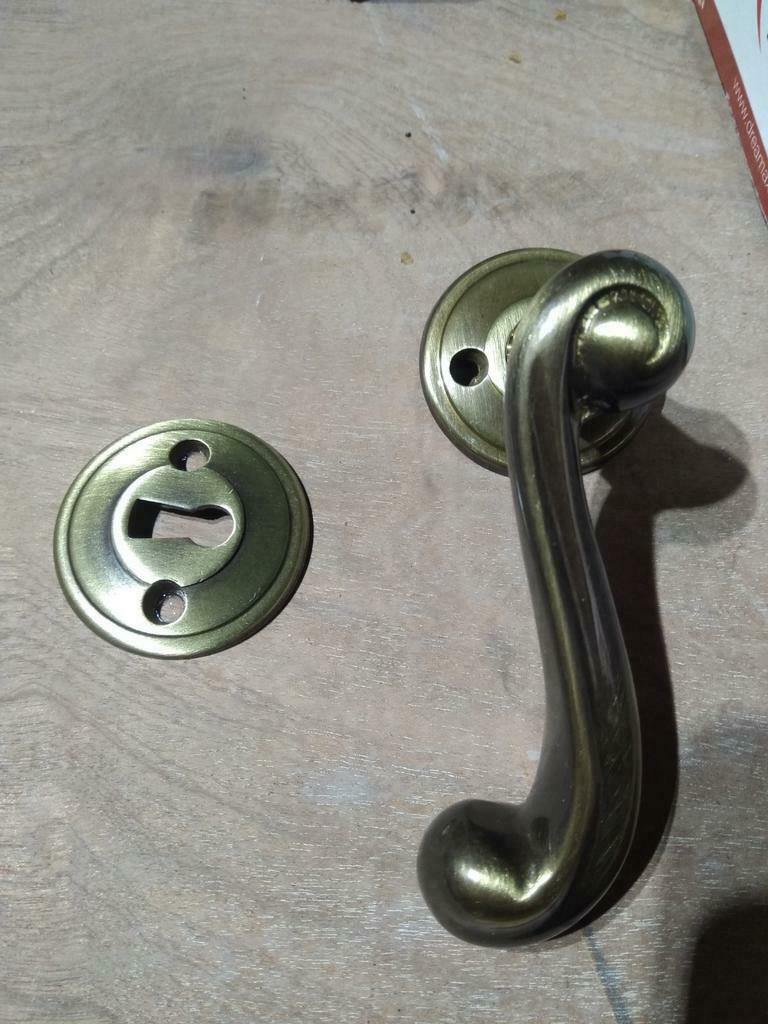 1 Poignée+1entré de clé en bronze neuf, Neuf