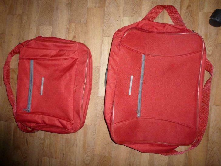 Tassenset rood, overland travel, bestaat uit 4  stuks, Caravans en Kamperen, Ophalen of Verzenden, Nieuw