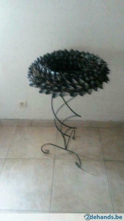 smeedijzeren staander met schaal., Ophalen, Nieuw