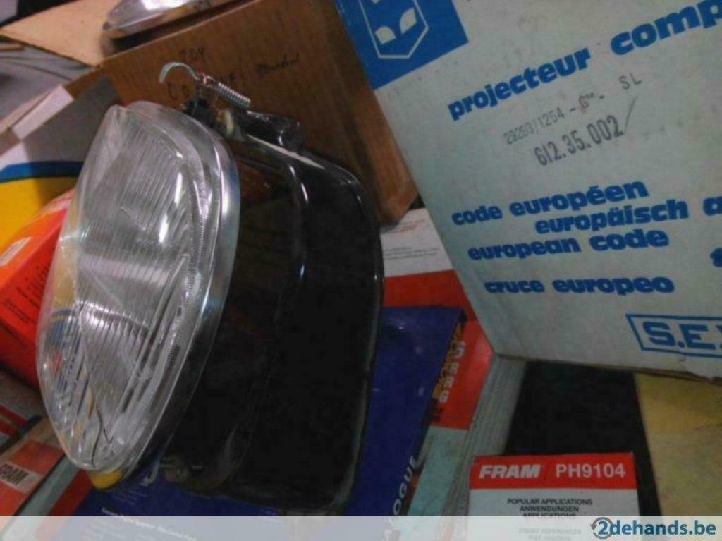 Peugeot 204 koplamp links, Ophalen, Nieuw, Peugeot