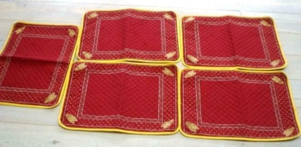 Set de table tissu molletonné motif provencal-5 sets TB Etat, Enlèvement, Neuf, Rouge, Set de table