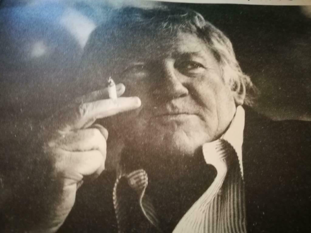 Hugo Claus overzicht 40pag, Ophalen of Verzenden, Zo goed als nieuw