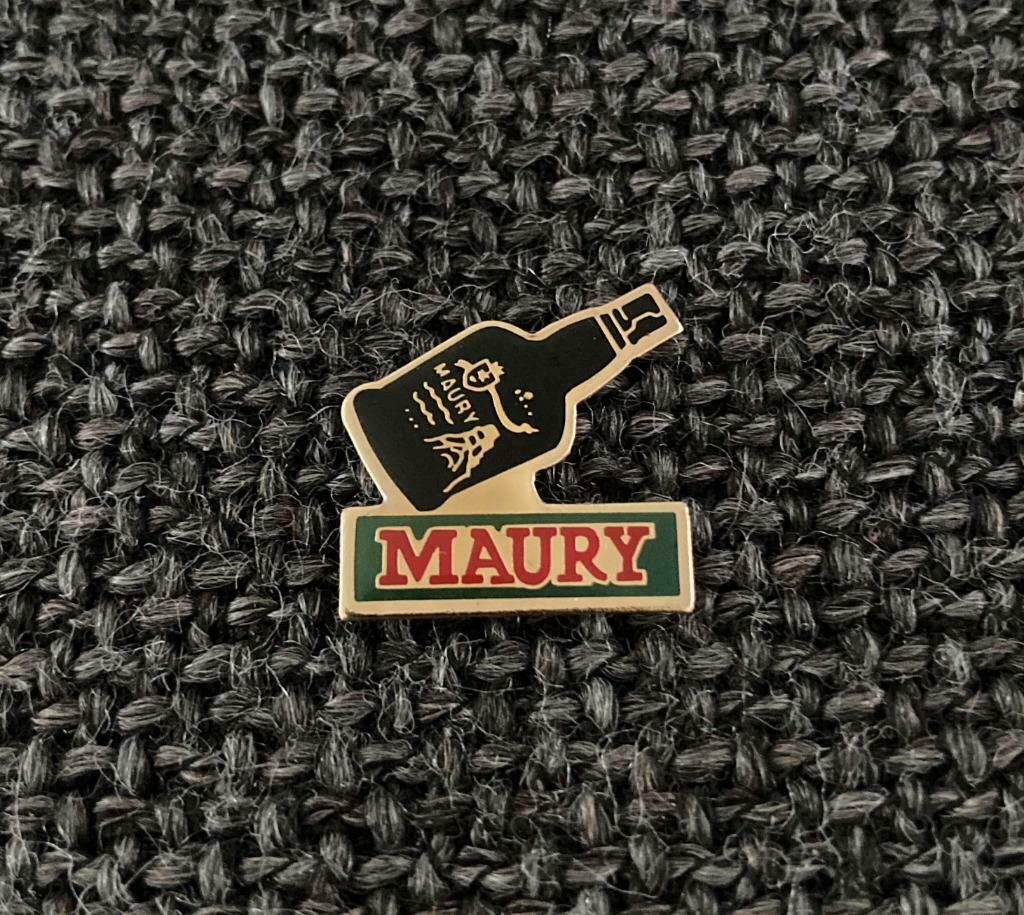 PIN - MAURY - VIN - WINE - WIJN, Verzenden, Gebruikt, Merk, Speldje of Pin